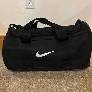 Nike black duffel bag